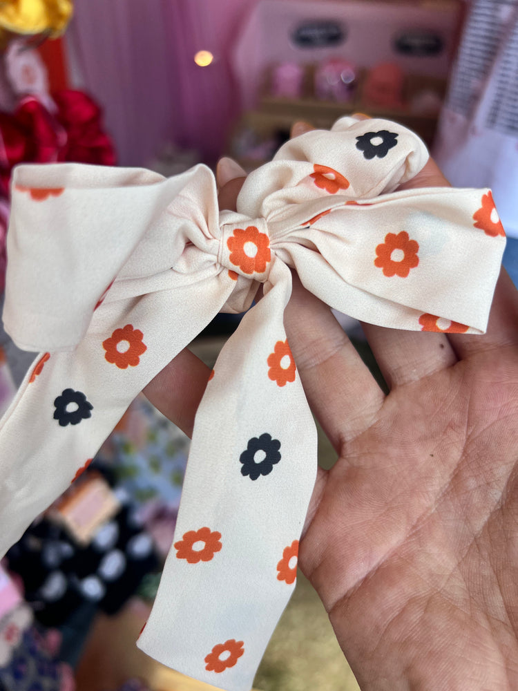 Spooky Floral Bow Scrunchies