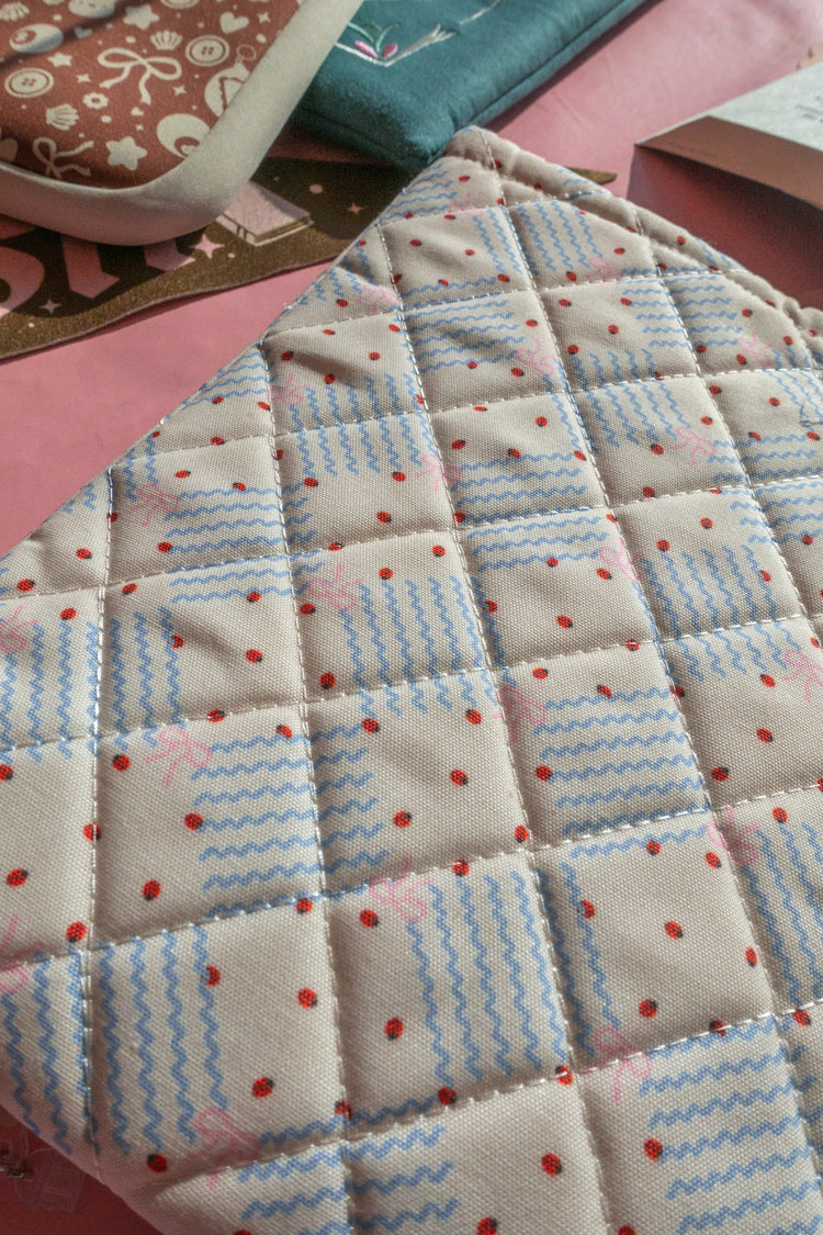 Quilted Ladybug Embroidered Book/Kindle Sleeve