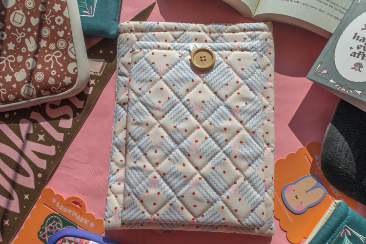Quilted Ladybug Embroidered Book/Kindle Sleeve
